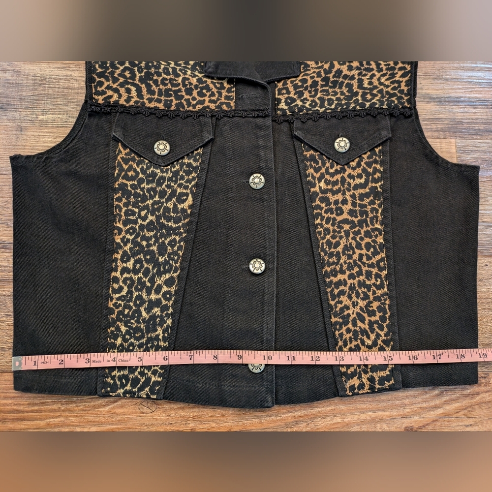 Vintage Peaces USA Leopard Print Denim Vest 90s Western Crochet Y2K Sz M - Picture 13 of 14